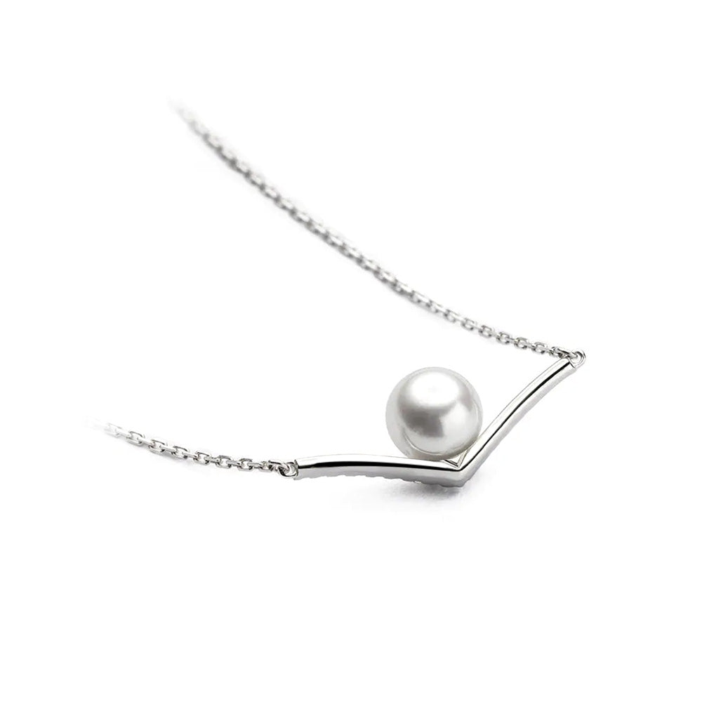 8mm Freshwater Cultured Pearl Chevron Necklace