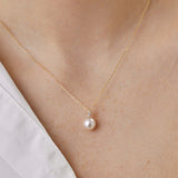 8mm Classic Freshwater Cultured Pearl Pendant With Twin Moissanite