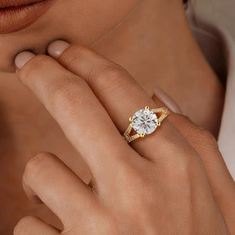 Round Cut Split Shank Moissanite Engagement Ring