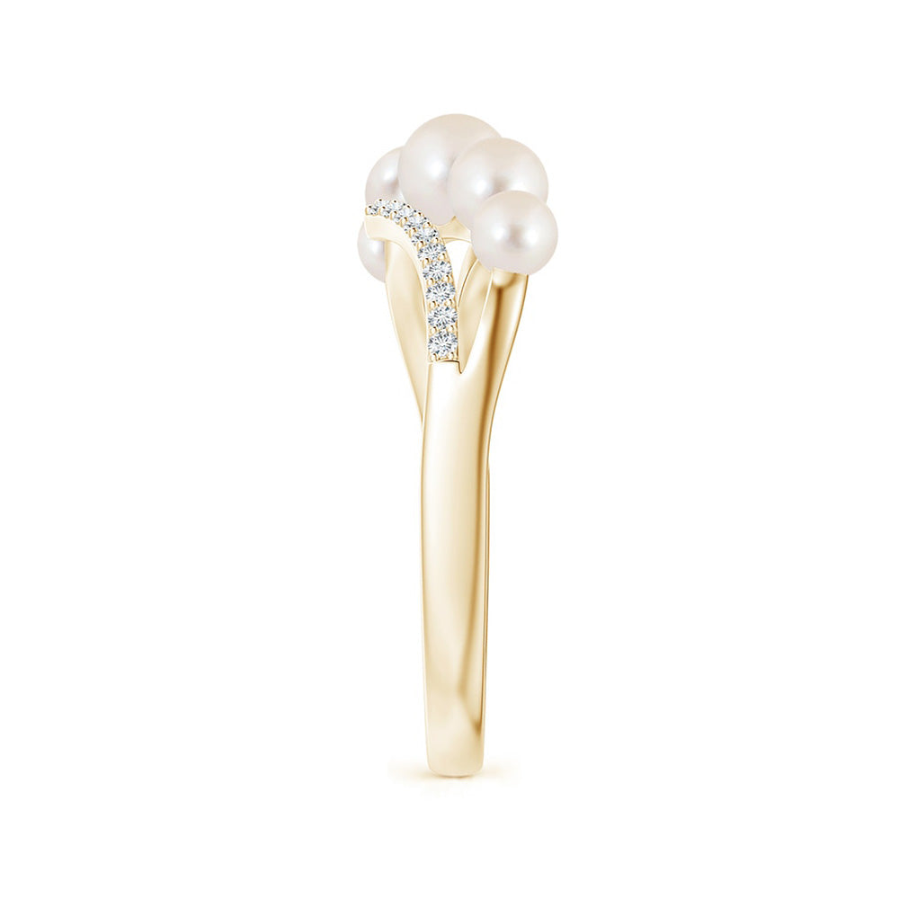 Graduated Five Freshwater Cultured Pearls Ring