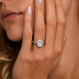 2CT Oval Cut Moissanite Sculptural Ring