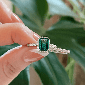 2 CT. Lab Grown Emerald Ring Set with Matching Wedding Band - MSBLUE JEWELRY