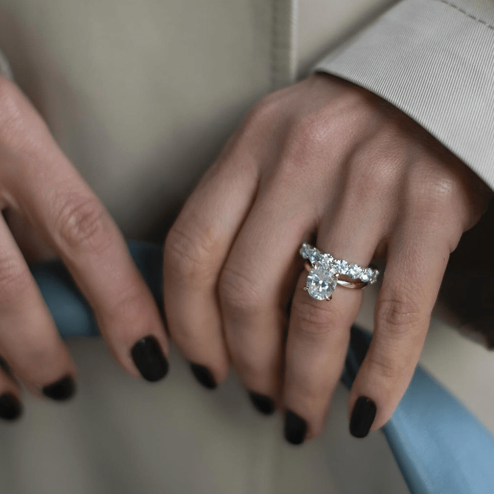 Oval Solitaire Moissanite Engagement Ring - MSBLUE JEWELRY