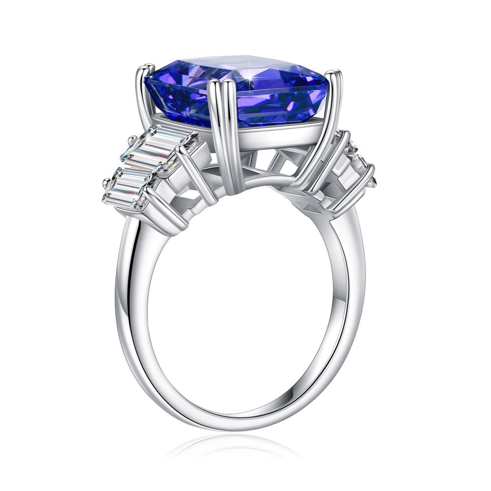 14 CT. Baguette Royal Blue Gemstone Ring